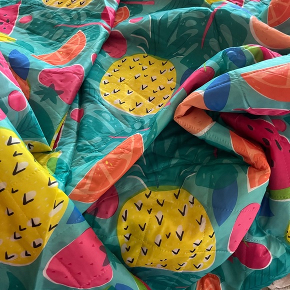 Folding Outdoor Blanket - Picture 2 of 7